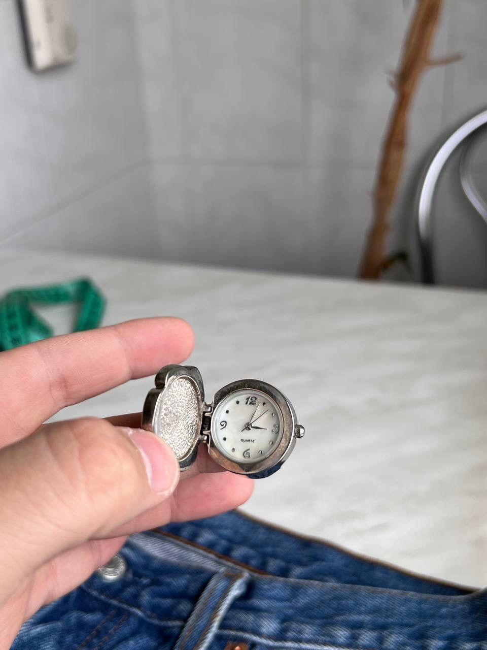 Japanese Brand × Vintage Vintage Flower Ring 🌸 Japanese style futuristic Steel Watch Size ONE SIZE - 3 Thumbnail