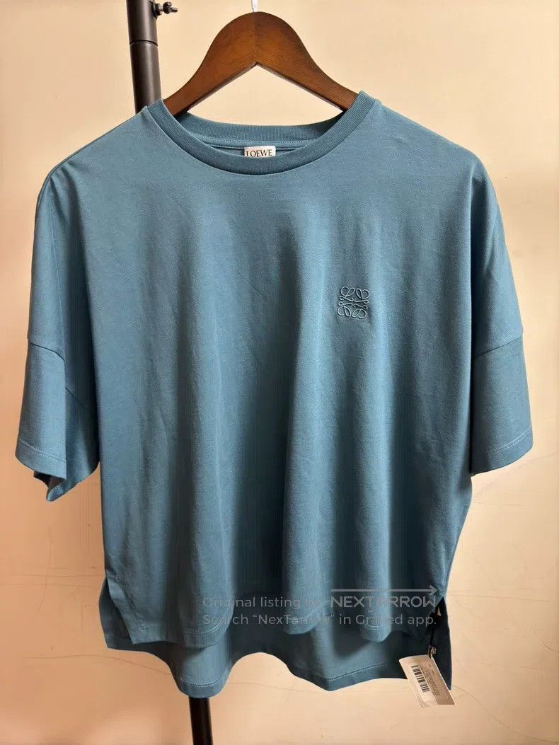 Loewe Loewe Short, loose-fitting embroidered logo short-sleeve T Size S / US 4 / IT 40 - 1 Thumbnail