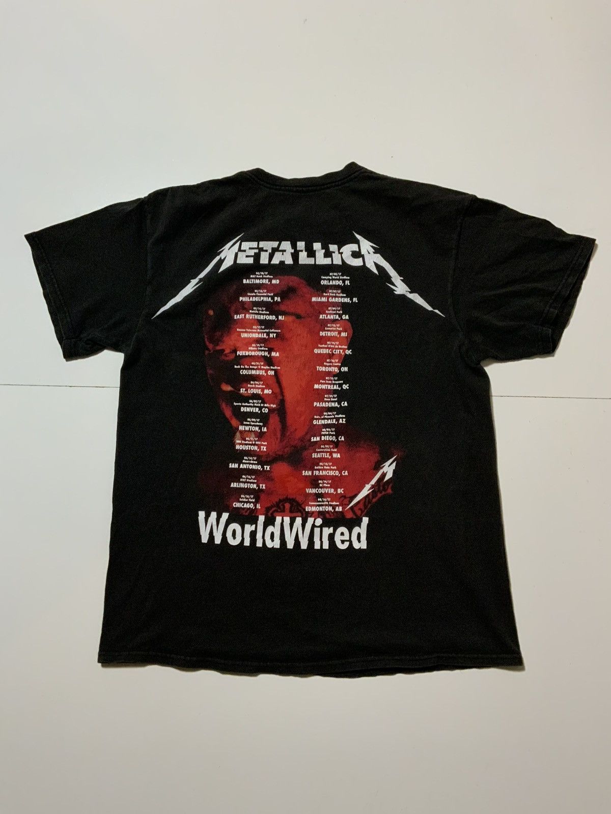 Band Tees × Metallica Metallica Hardwired To Self Destruct WorldWired T-Shirt Size US M / EU 48-50 / 2 - 2 Thumbnail