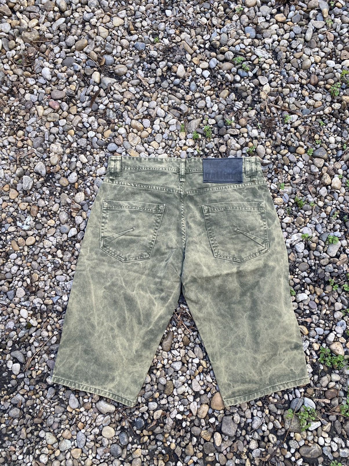 John Galliano Galliano Oveprinted Olive Denim Shorts Size US 34 / EU 50 - 10 Thumbnail