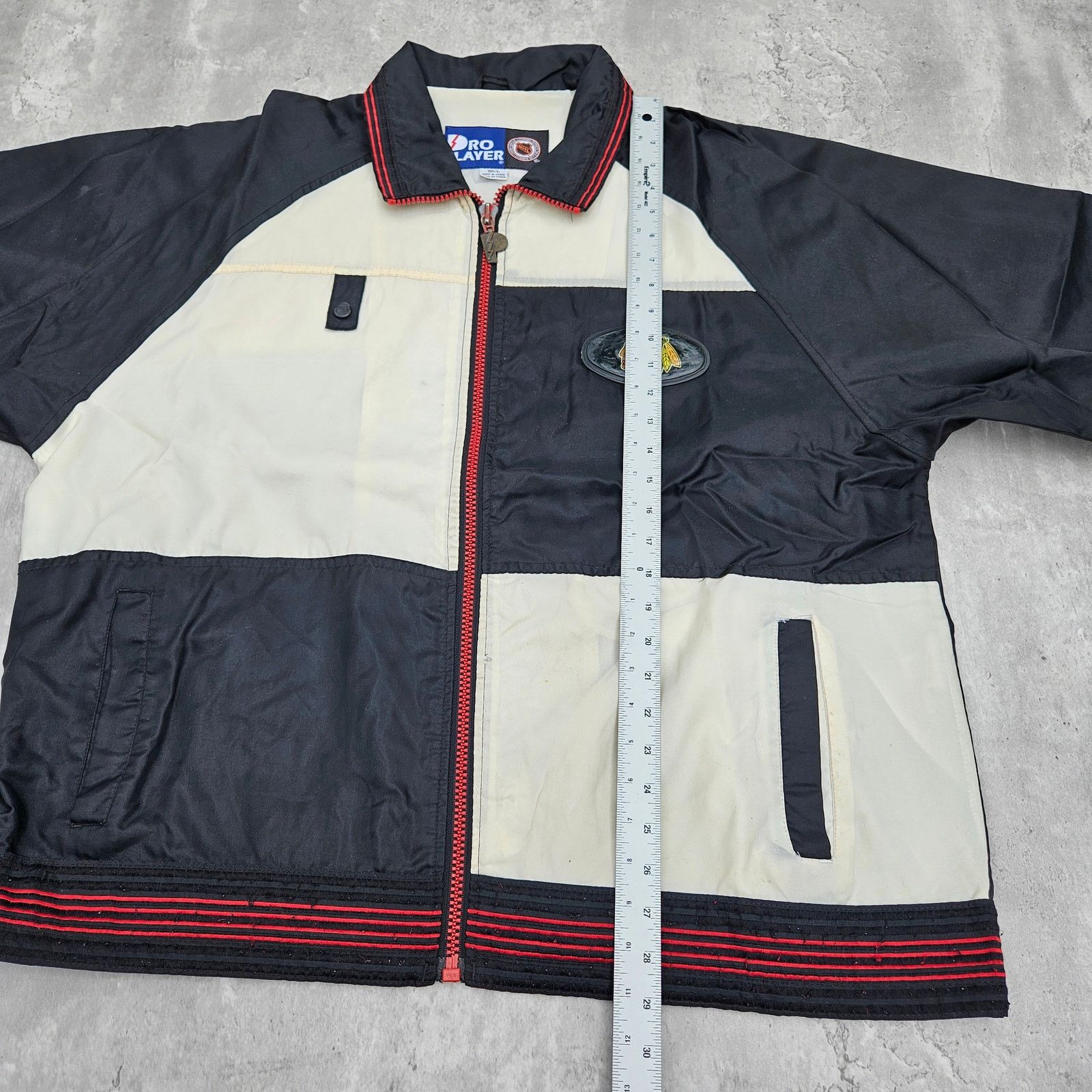 Pro Player Vintage Pro Player Black Hawks Windbreaker Jacket Mens L Size US L / EU 52-54 / 3 - 6 Thumbnail