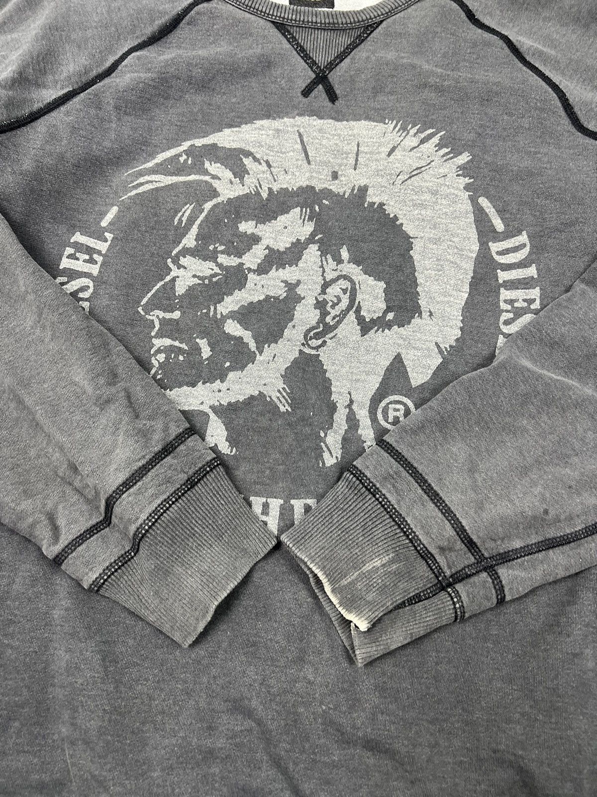 Diesel × Vintage Vintage Y2K Diesel Opium Big Logo Crewneck Sweatshirt Size US XL / EU 56 / 4 - 8 Thumbnail