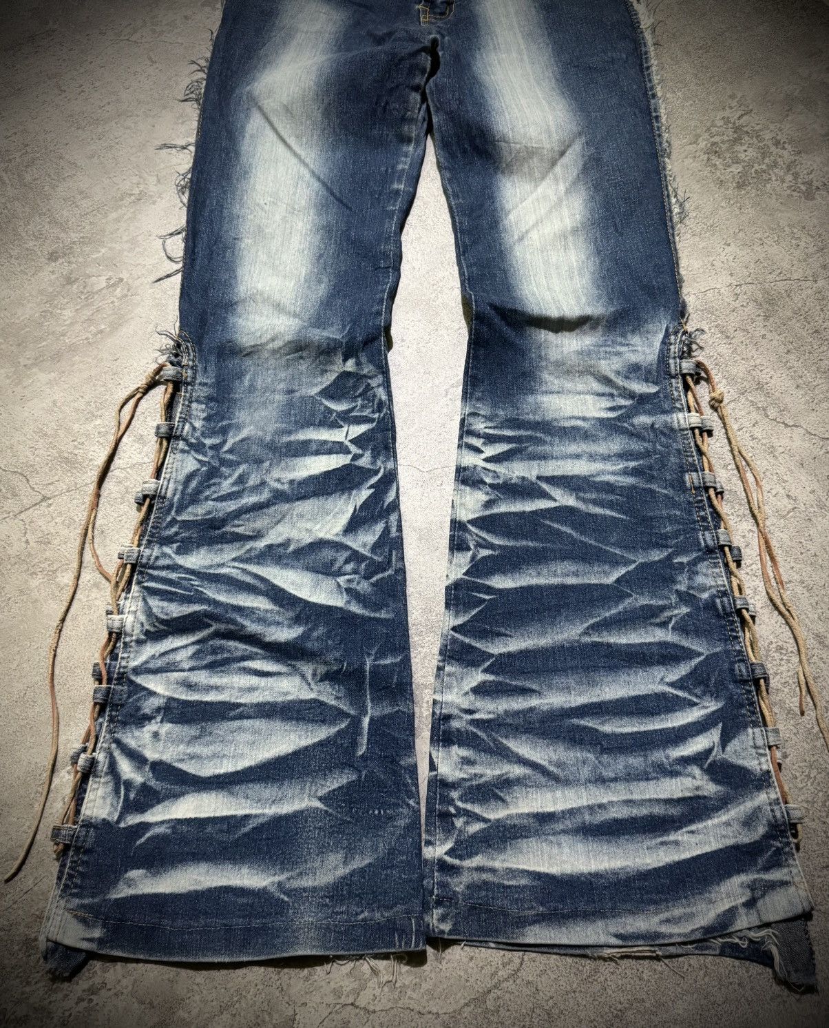 Tornado Mart Y2k Laced Ifsixwasnine Fadding Flare Jeans Size US 28 / EU 44 - 4 Thumbnail