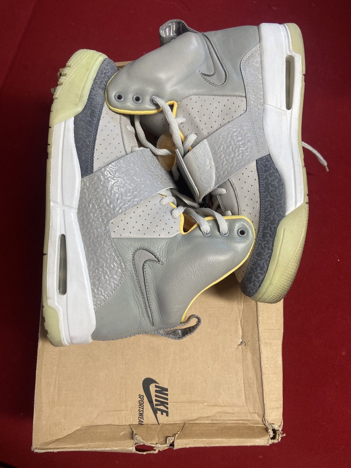 Kanye West × Nike Nike Air Yeezy 1 Zen Grey Size US 10 / EU 43 - 6 Thumbnail