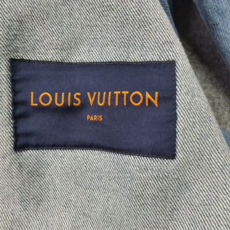 Louis Vuitton Louis Vuitton Gradient presbyopic full print denim jacket Size US S / EU 44-46 / 1 - 3 Thumbnail