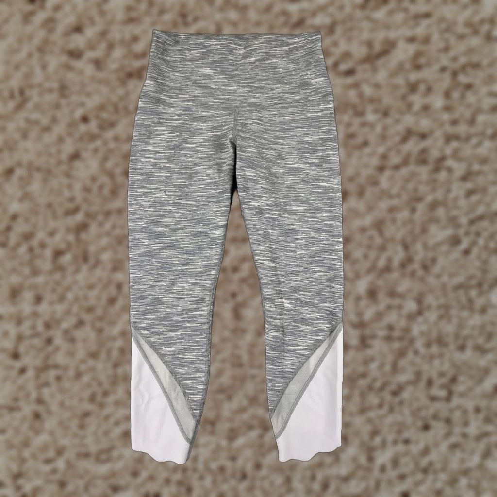 Lululemon Lululemon Leggings Womens Size 6 Gray Cropped Activewear Yoga Running Jogging Pockets Size 28" / US 6 / IT 42 - 1 Thumbnail