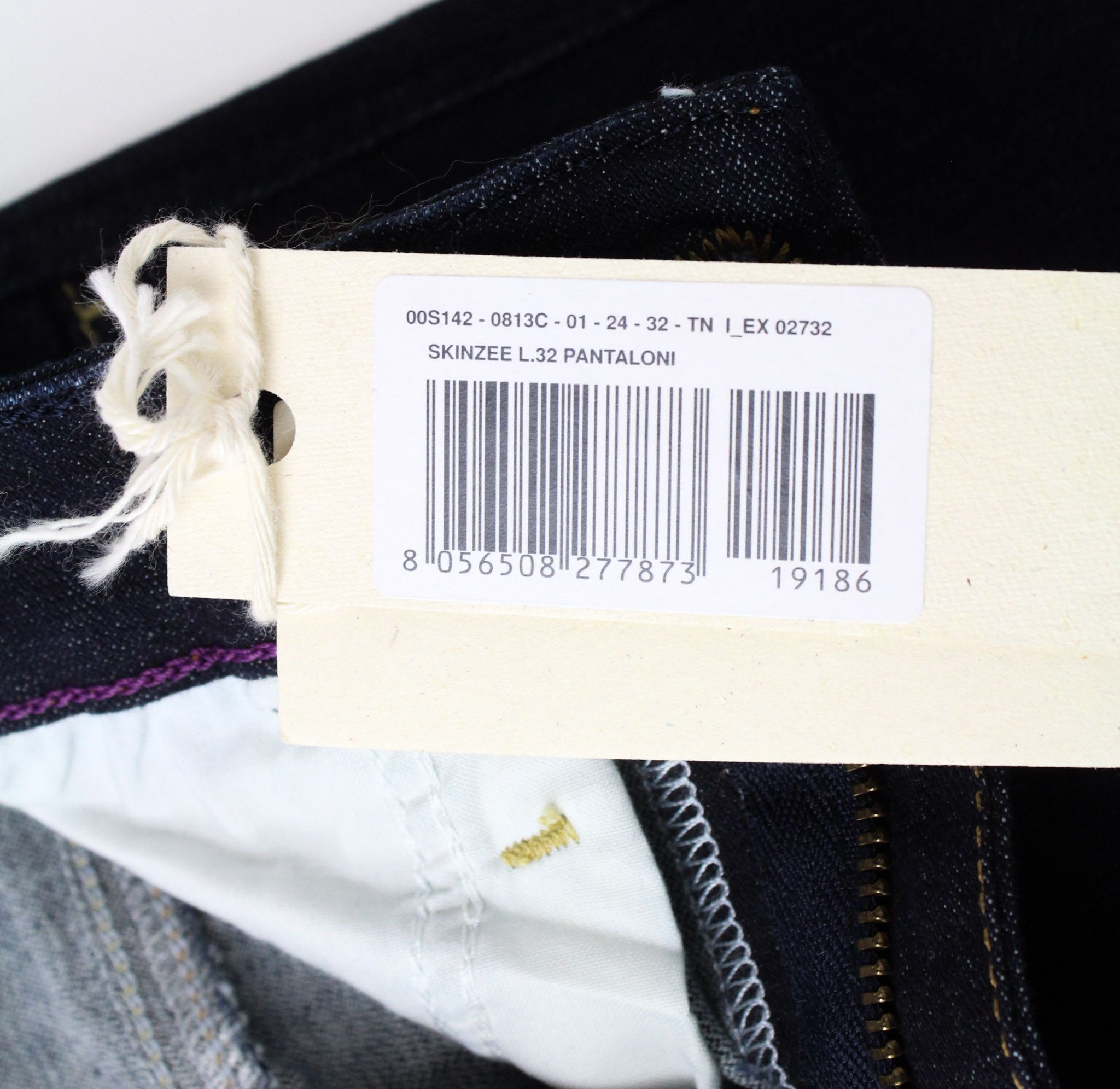 Diesel SKINZEE 0813C W24/L32 Blue Girls Jeans 71846 Size 24" / US 00 / IT 34 - 6 Thumbnail