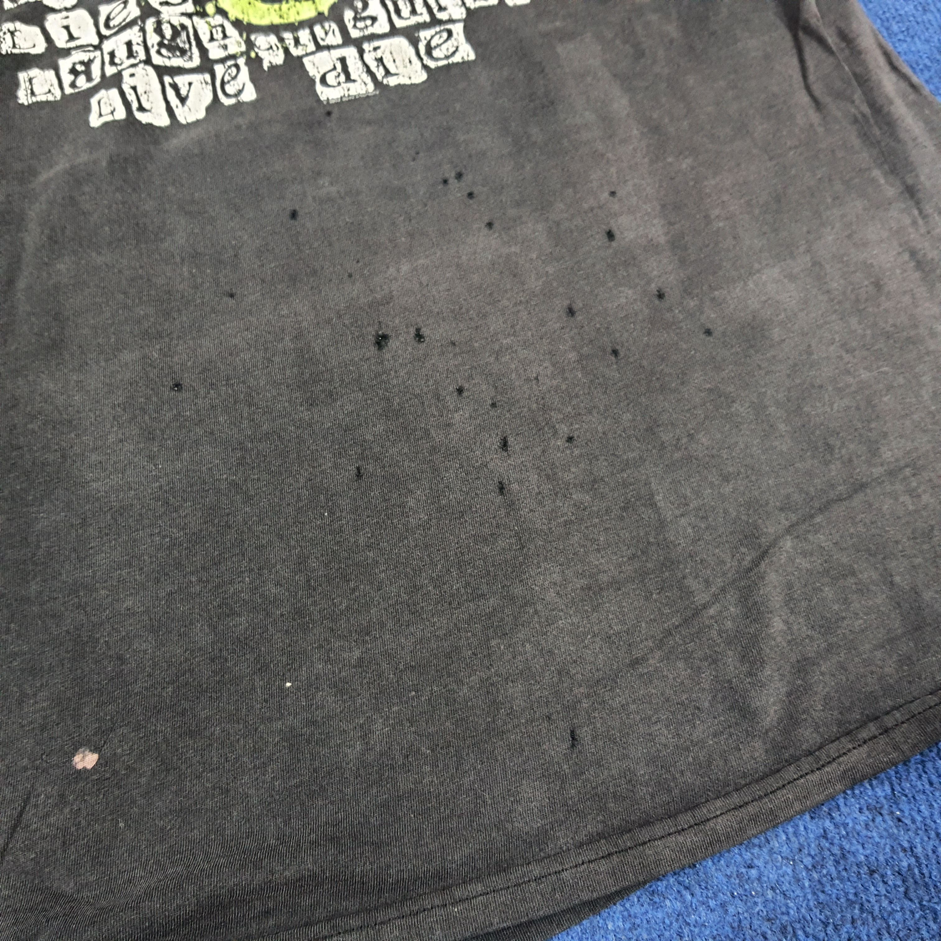 Band Tees × Vintage Vintage Good Charlotte Rock Band Tour Distressed Tee Size US L / EU 52-54 / 3 - 7 Thumbnail
