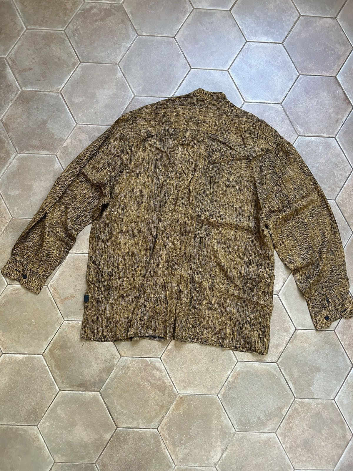 Japanese Brand wolverhampton button shirt vintage Size US L / EU 52-54 / 3 - 5 Thumbnail