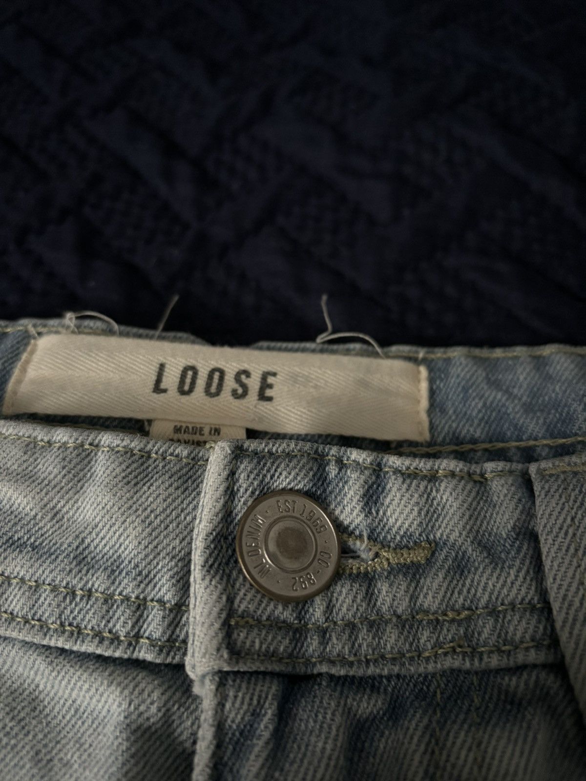 New Look New Look Loose Light Wash Jeans Size US 32 / EU 48 - 2 Thumbnail