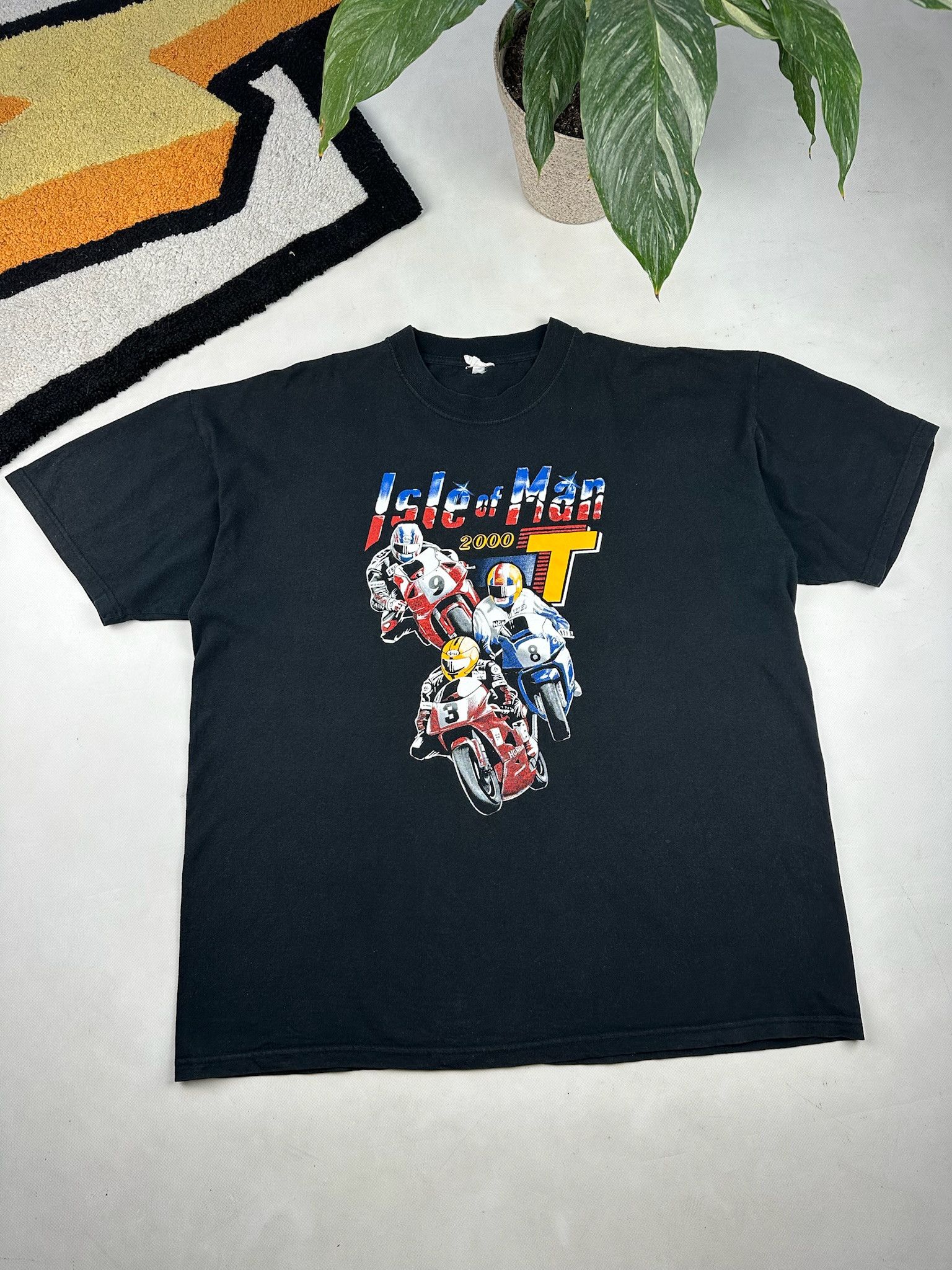 Hanes Isle of Man vintage t shirt moto racing tee Size US XL / EU 56 / 4 - 1 Thumbnail