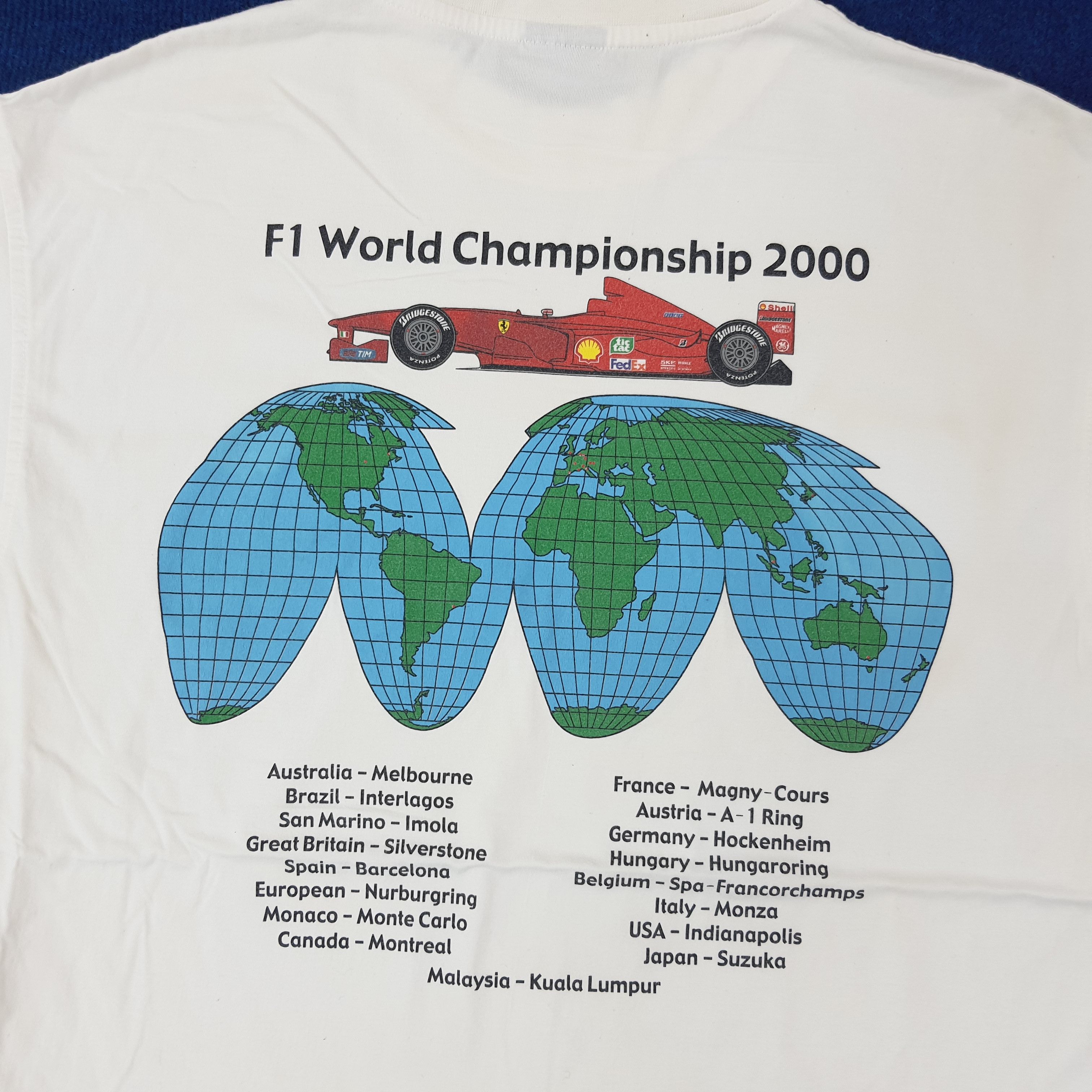 Ferrari Vintage Ferrari F1 World Championship 2000 Tshirt C249N57 Size US M / EU 48-50 / 2 - 2 Thumbnail