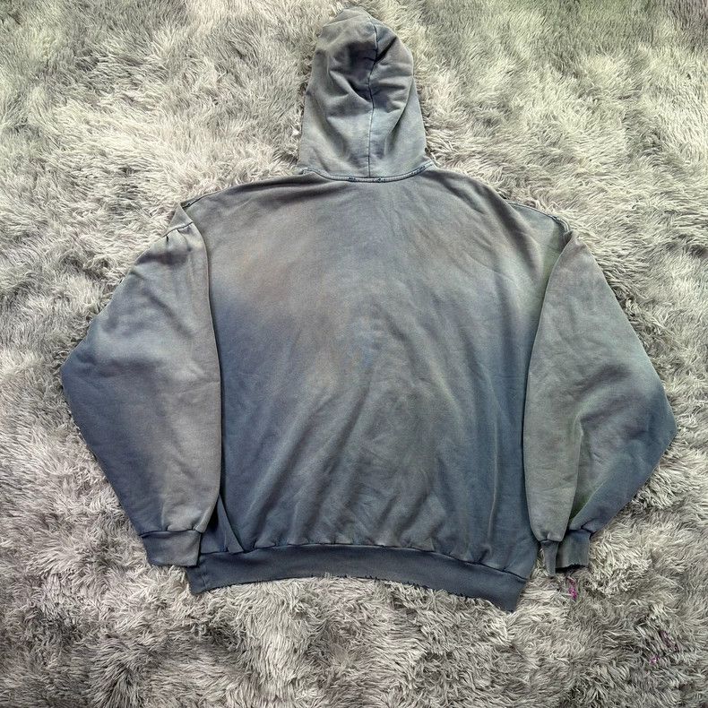 Balenciaga Balenciaga Blue worn-out embroidered logo sweatshirt 2504-N Size US L / EU 52-54 / 3 - 2 Thumbnail