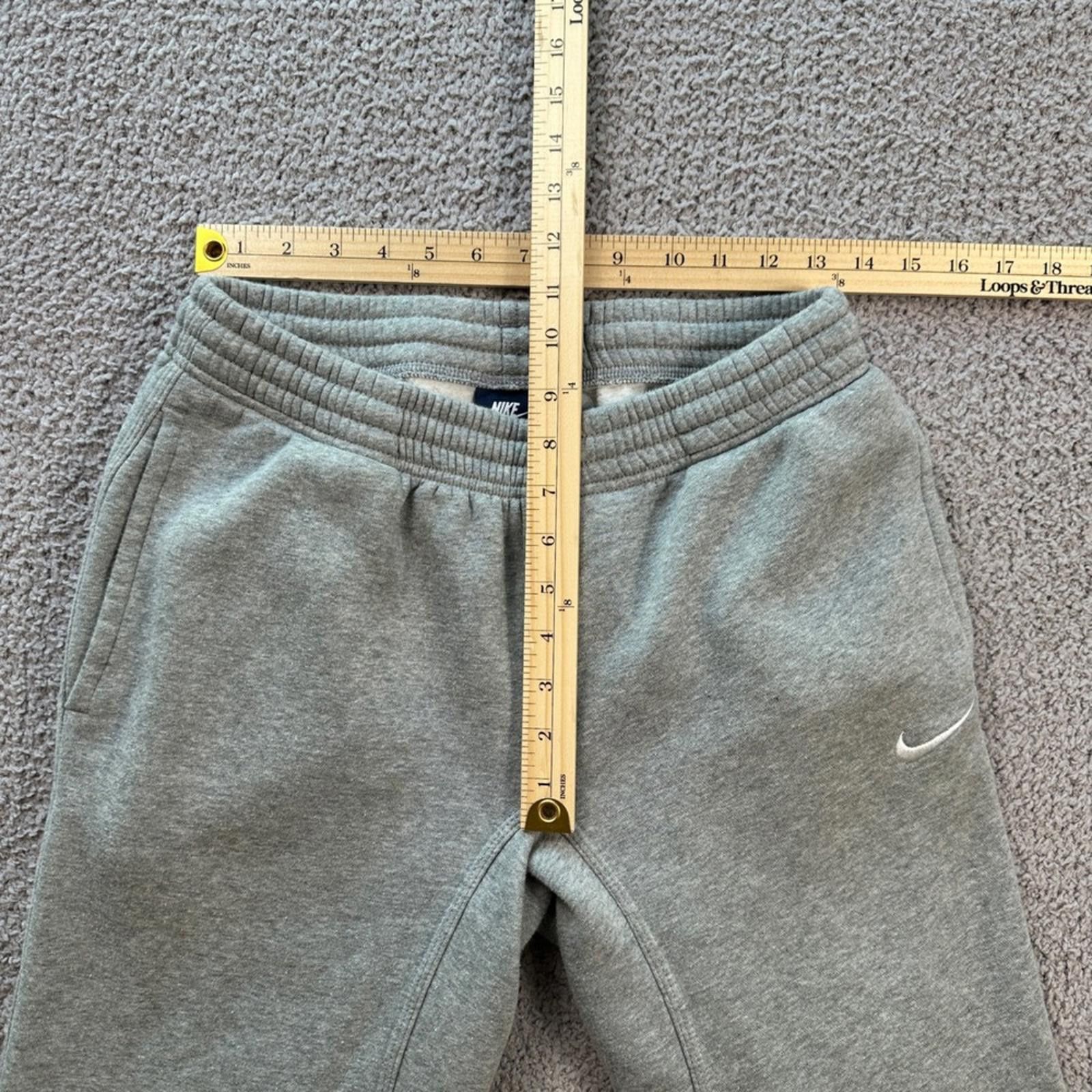 Nike Nike Mens Gray Sweatpants Joggers Small Athletic Swoosh Logo Size US 30 / EU 46 - 4 Thumbnail