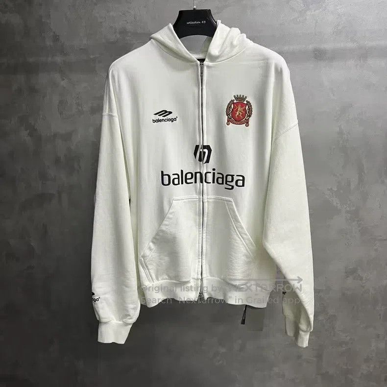 Balenciaga Balenciaga Lettering and Number Printed Hooded Zip-Up Long Size US XS / EU 42 / 0 - 1 Thumbnail