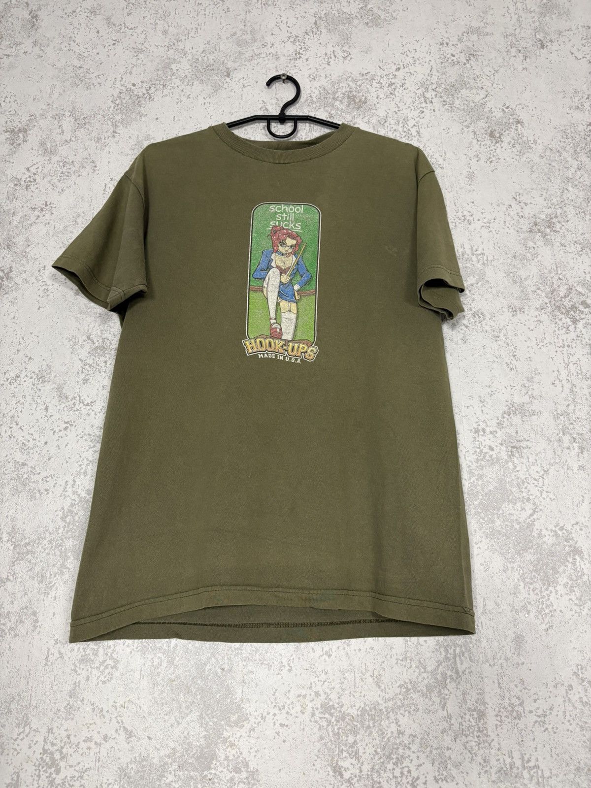 Hook-Ups Vintage Hook-Ups “School Still Sucks” 90s Anime Graphic Tee Size US L / EU 52-54 / 3 - 3 Thumbnail