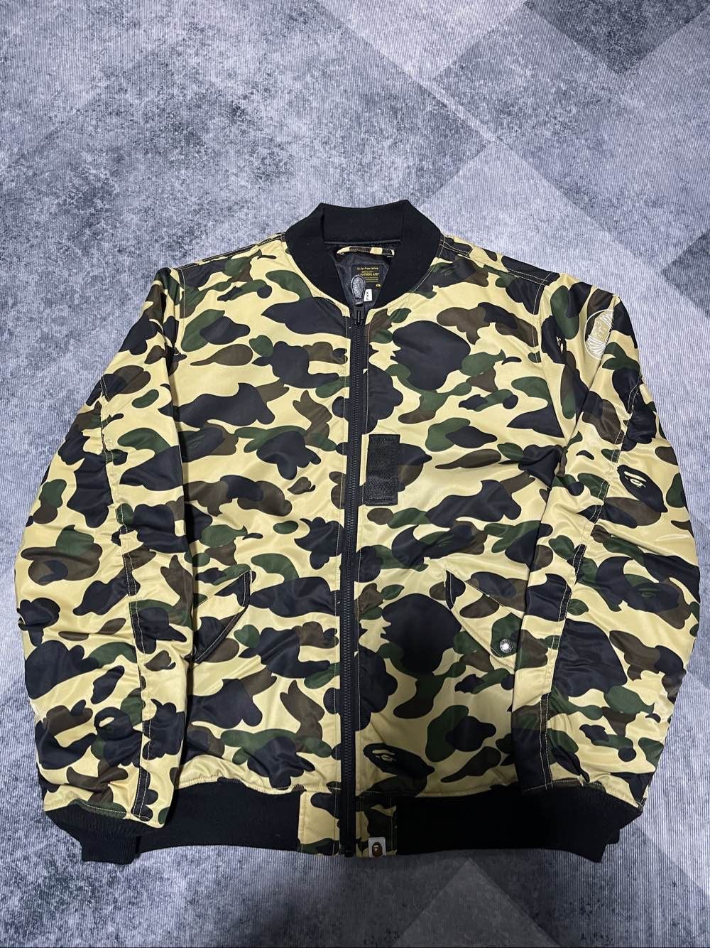 Bape A BATHING APE Camo Shark Bomber Jacket Size XXL Size US XXL / EU 58 / 5 - 1 Thumbnail
