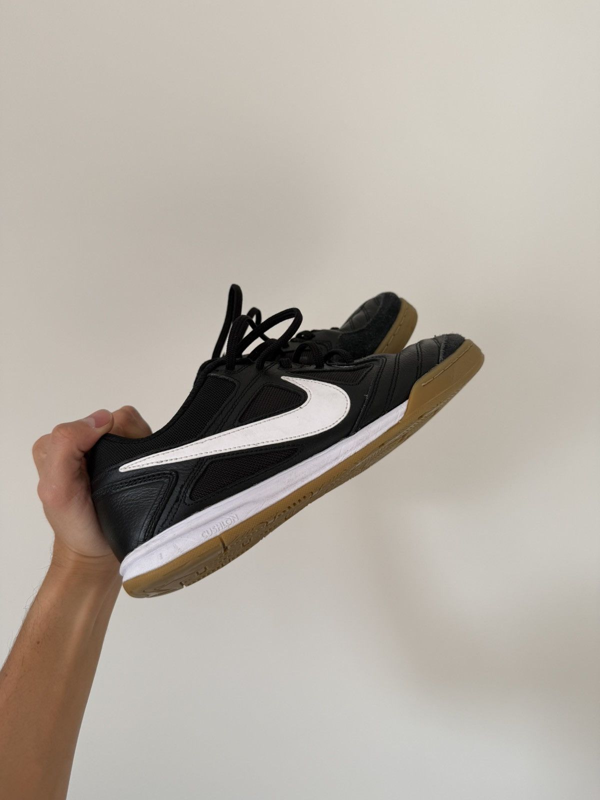Nike Nike Gato Size US 9 / EU 42 - 1 Thumbnail