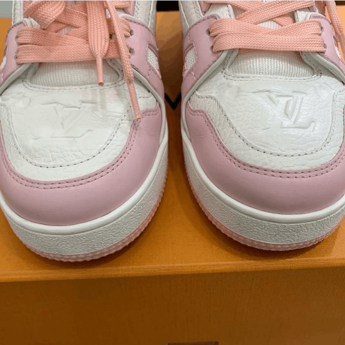 Louis Vuitton Louis Vuitton Low-Top Sneakers Size US 7 / IT 37 - 4 Thumbnail