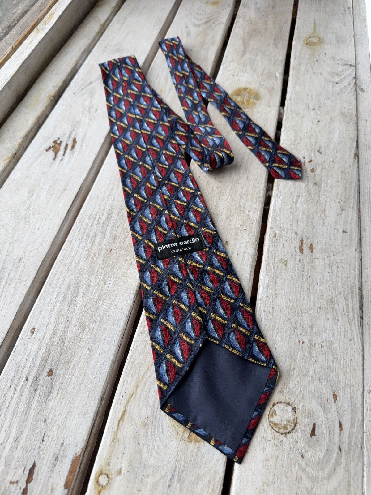 Pierre Cardin Vintage Luxury Pierre Cardin Pure Silk Tie Geometric Pattern Size ONE SIZE - 4 Thumbnail