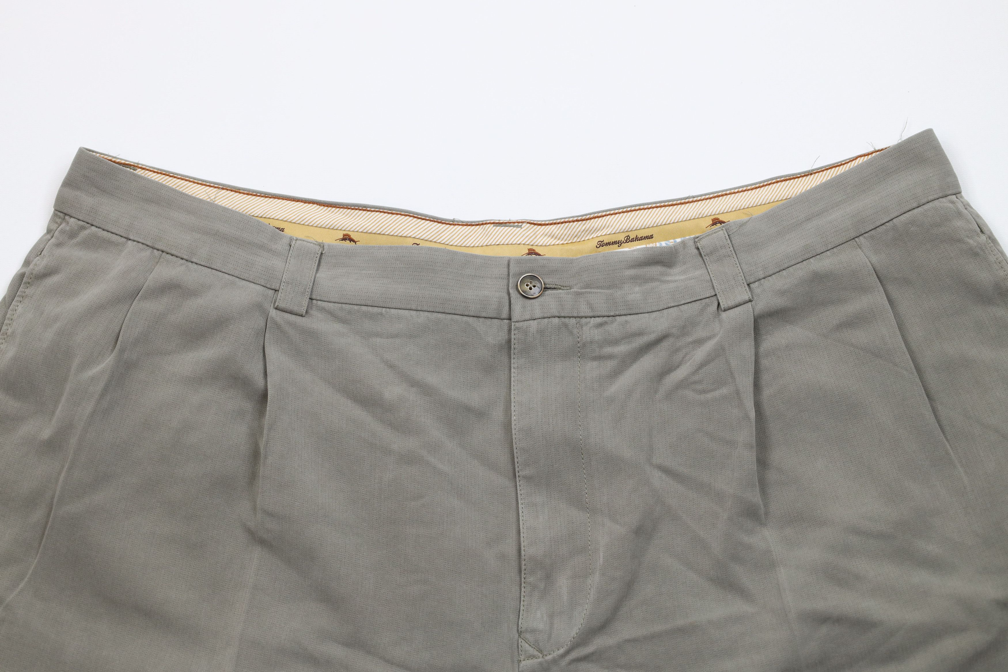 Tommy Bahama × Vintage Vintage Tommy Bahama Above Knee Silk Chino Shorts Green Size US 42 / EU 58 - 2 Thumbnail