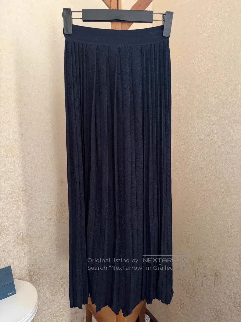 Loro Piana Loro Piana Cashmere silk georgette pleated long skirt Size 25" / US 0 / IT 36 - 2 Thumbnail
