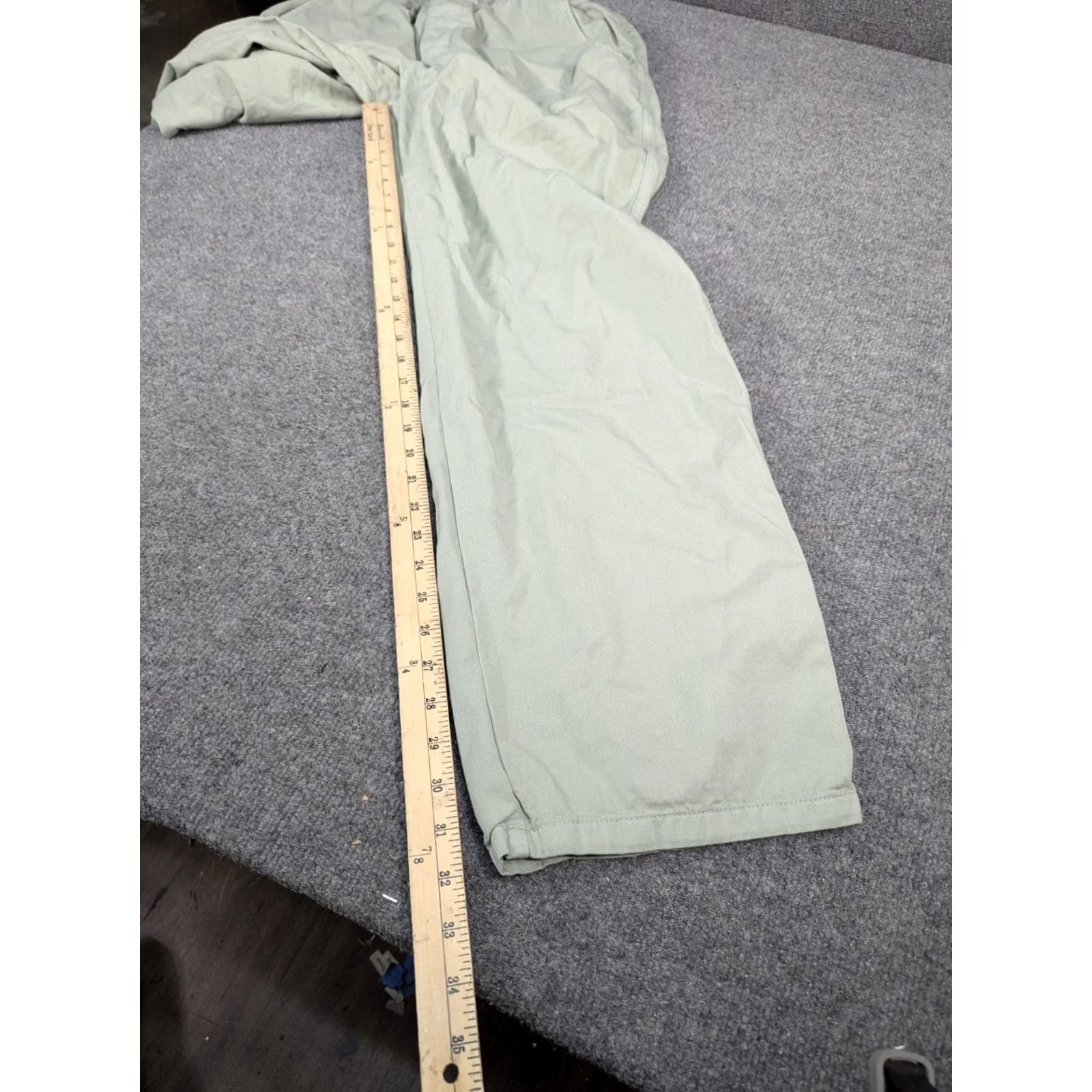 Vintage VINTAGE Crazy Shirts Pants Jogger USA Green XL Mens Cotton Distressed Solid Slim Tapered Inseam 32 High Rise Front Flat Front Casual Travel Product? Size US XL / EU 56 / 4 - 6 Thumbnail