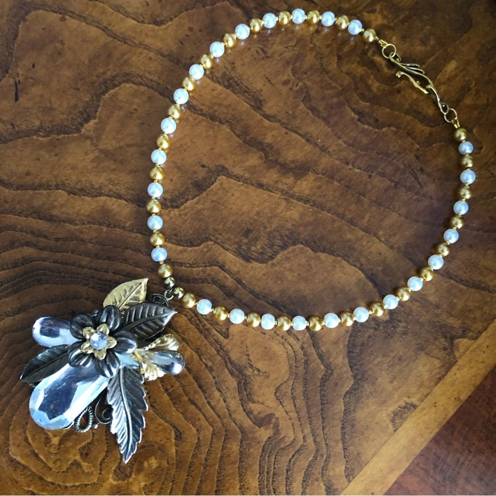 Handmade Handcrafted repurpose large stone filigree Pearl necklace Size ONE SIZE - 10 Thumbnail