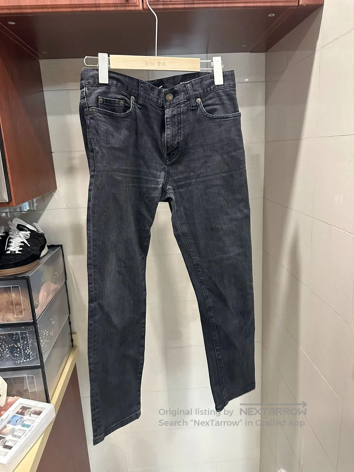 Stylish Slim Fit Black Denim Jeans.