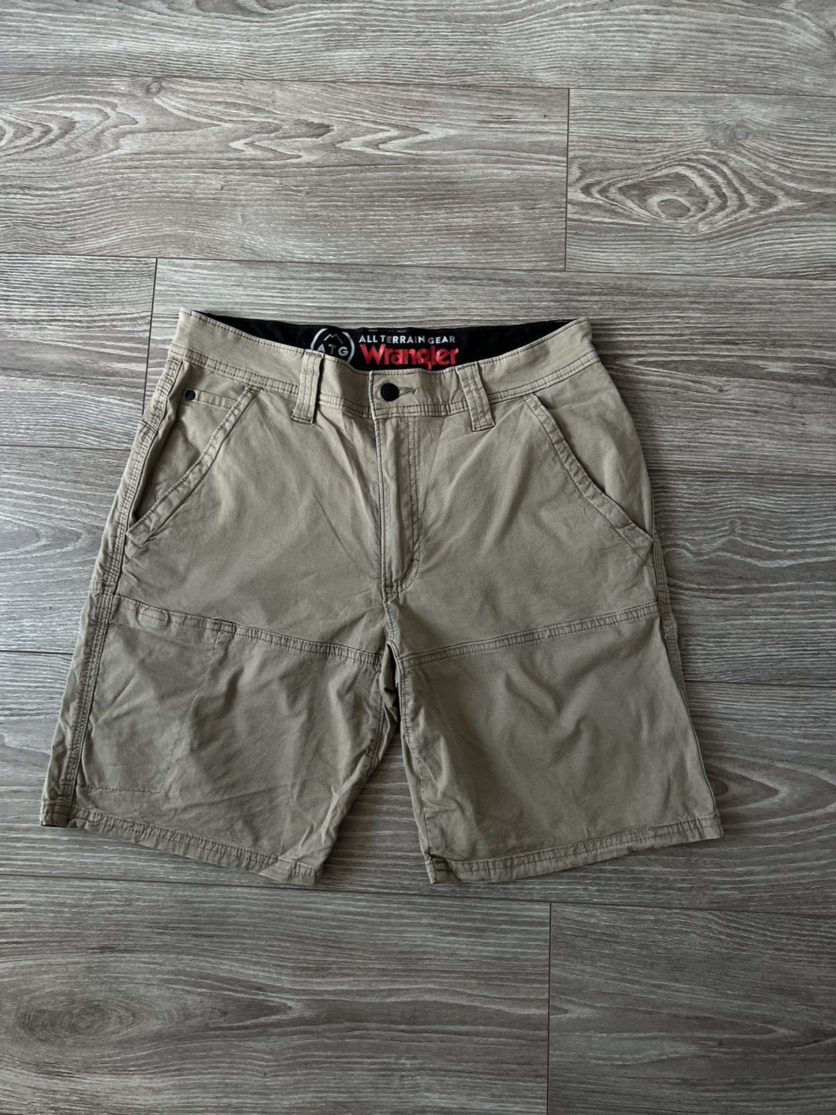 Wrangler Vintage Wrangler ATG All Terrain Gear Tactical ACG Shorts Size US 32 / EU 48 - 1 Thumbnail