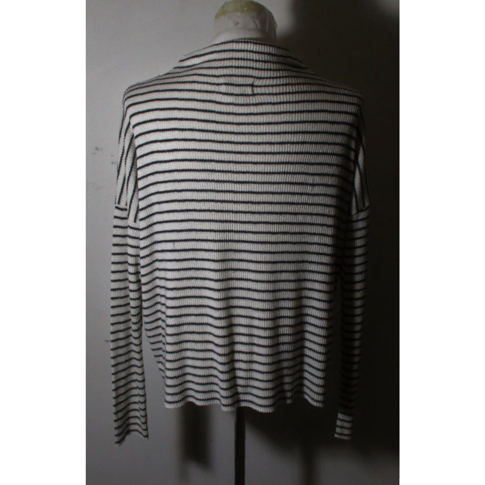 Lucky Brand LUCKY BRAND Top Shirt Long Sleeve Beige/Black XS Women's Mock Neck Pullover Size XS / US 0-2 / IT 36-38 - 5 Thumbnail