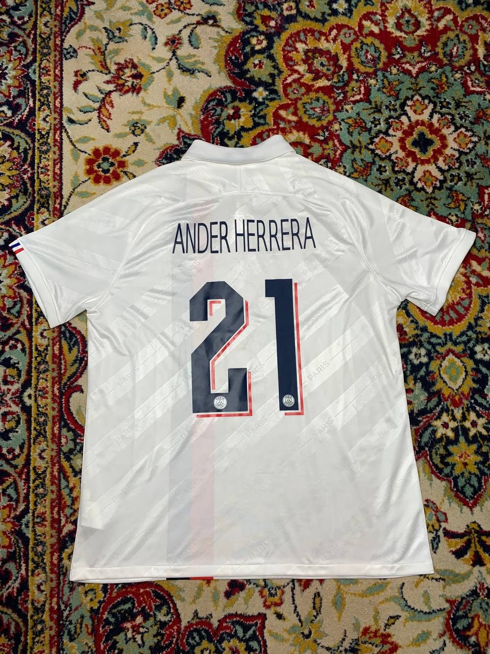 Nike 2019/2020 Paris Saint Germain Herrera 3rd Soocer Jersey Size US XL / EU 56 / 4 - 4 Thumbnail