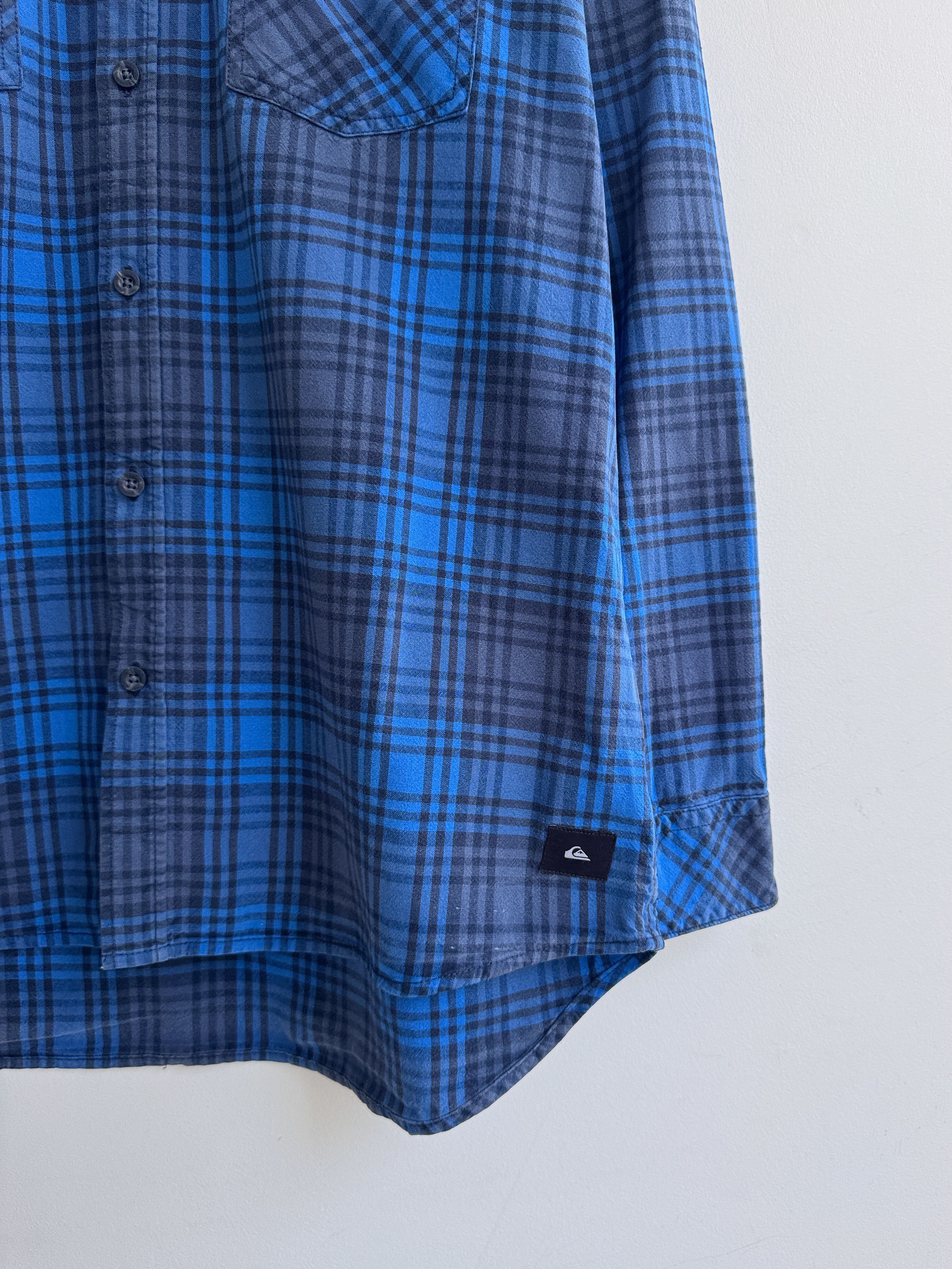 Quiksilver Quiksilver Blue Plaid Shirt Size US L / EU 52-54 / 3 - 4 Thumbnail