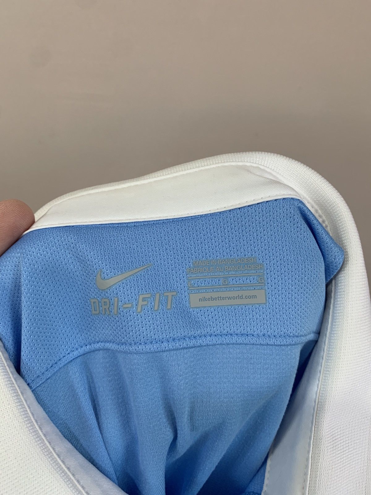 Nike Womens Manchester City Home Football Shirt Nike Soccer Sz L Size L / US 10 / IT 46 - 10 Thumbnail