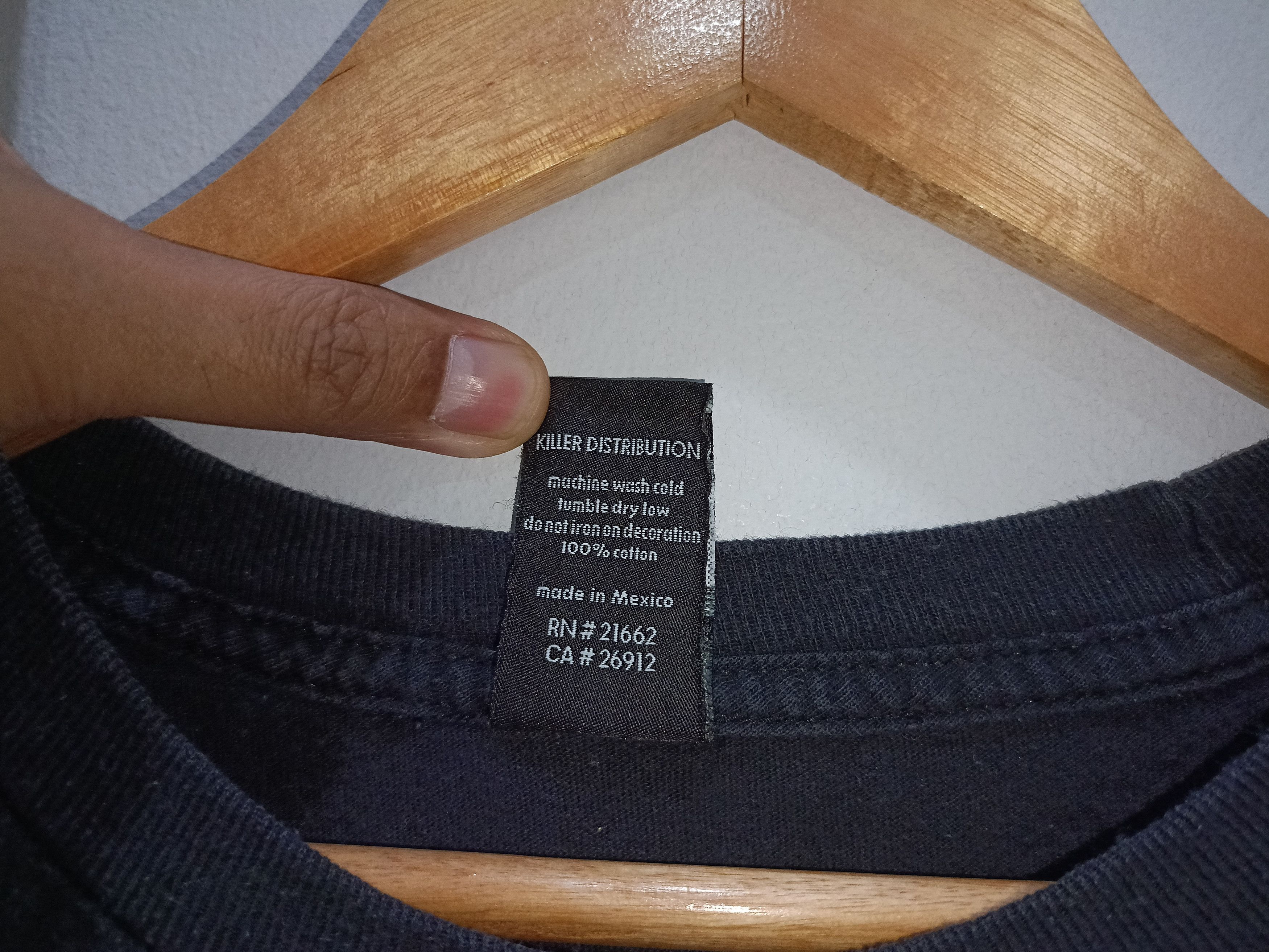Famous Stars And Straps TSHIRT : FAMOUS STAR AND STRAPS - FAMILY Size US L / EU 52-54 / 3 - 6 Thumbnail