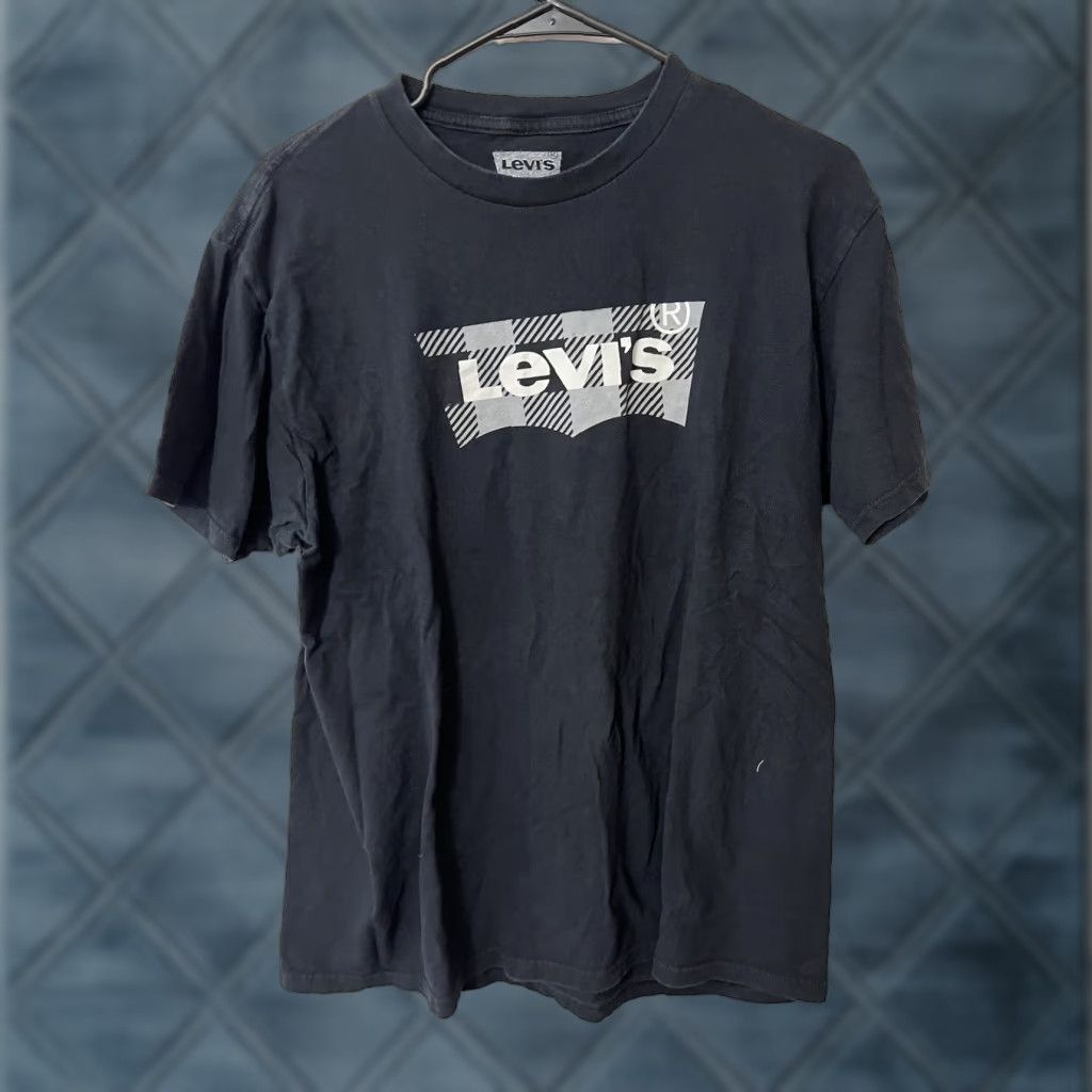 Logo 7 Levi’s Mens Cotton T-Shirt Black Logo Short Sleeve M Adult Unisex Retro Style Brand Shirt Mens Black Logo Tee 80s 90s Size US M / EU 48-50 / 2 - 1 Thumbnail