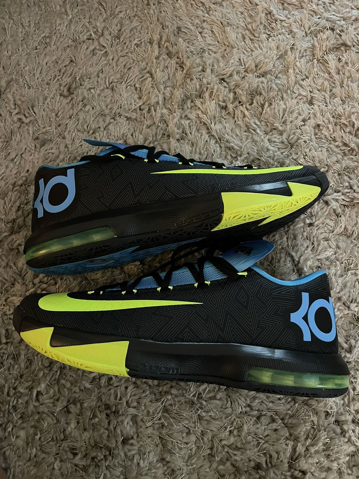 Nike Nike KD 6 Away 2 Size US 10.5 / EU 43-44 - 2 Thumbnail