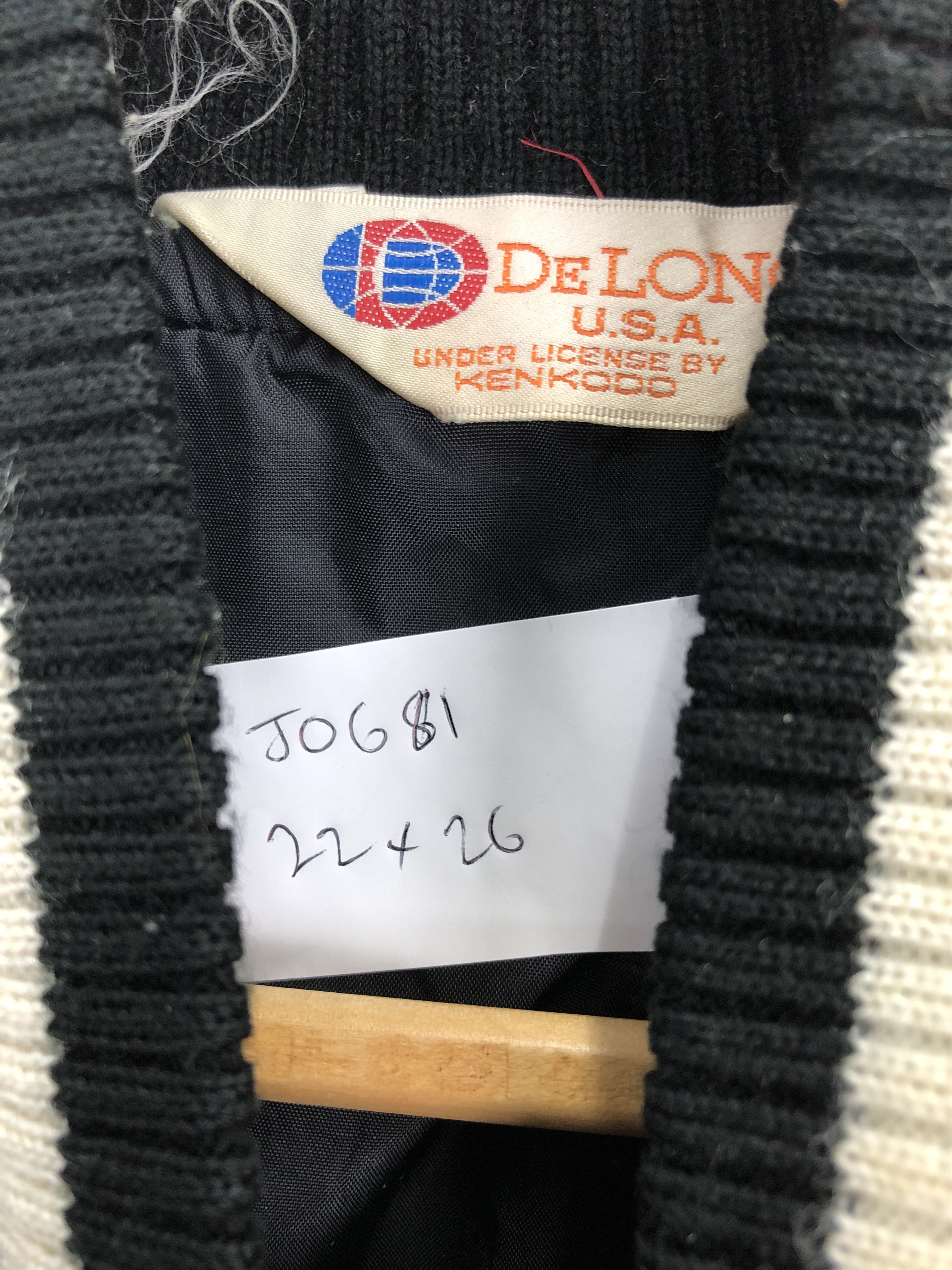 Vintage Vintage Delong Wool Varsity Jacket J0681 Size US L / EU 52-54 / 3 - 10 Thumbnail