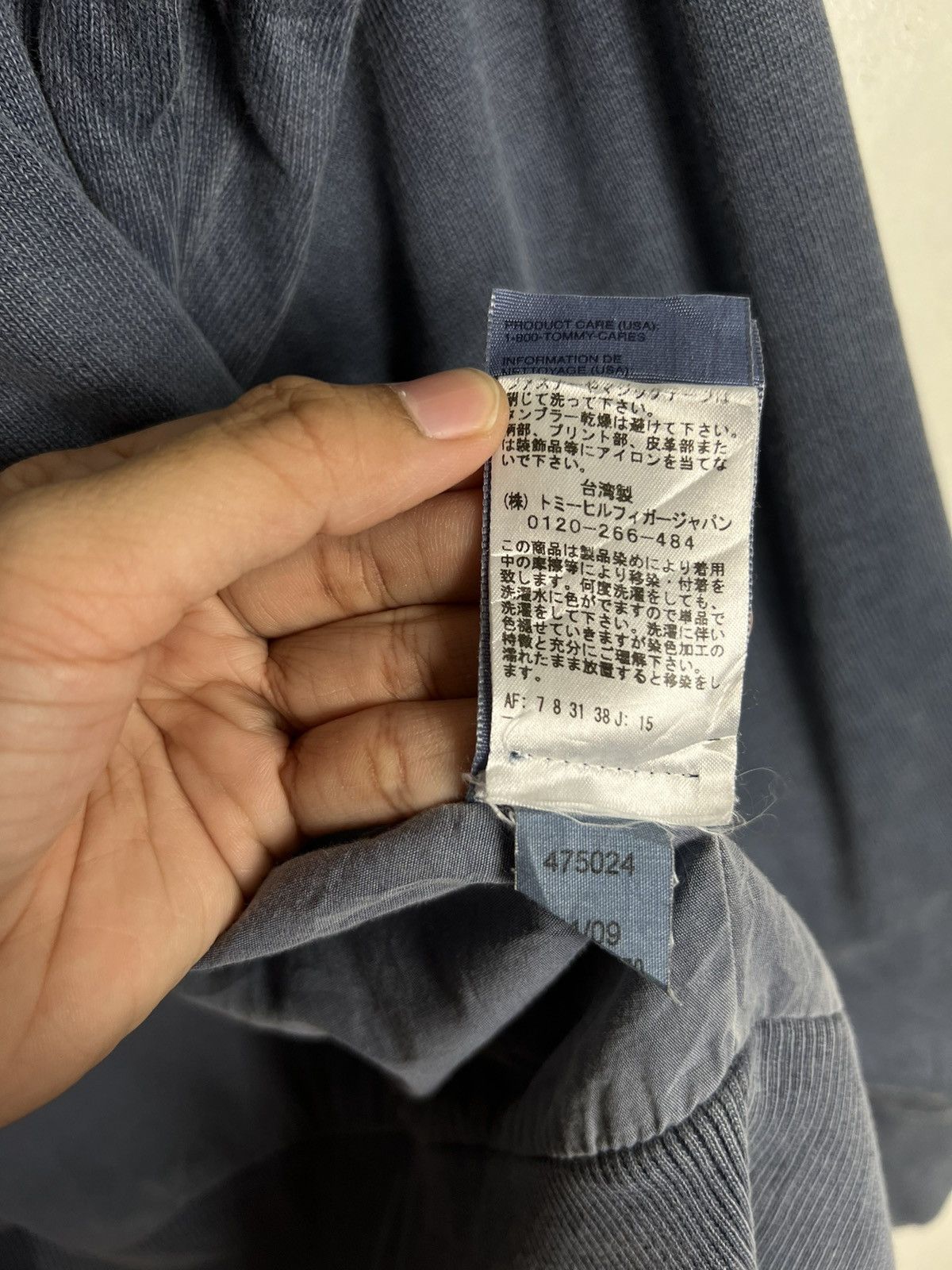 Tommy Hilfiger 🔥 TOMMY HILFIGER BLUE INDIGO SWEATER JACKET Size US M / EU 48-50 / 2 - 21 Thumbnail