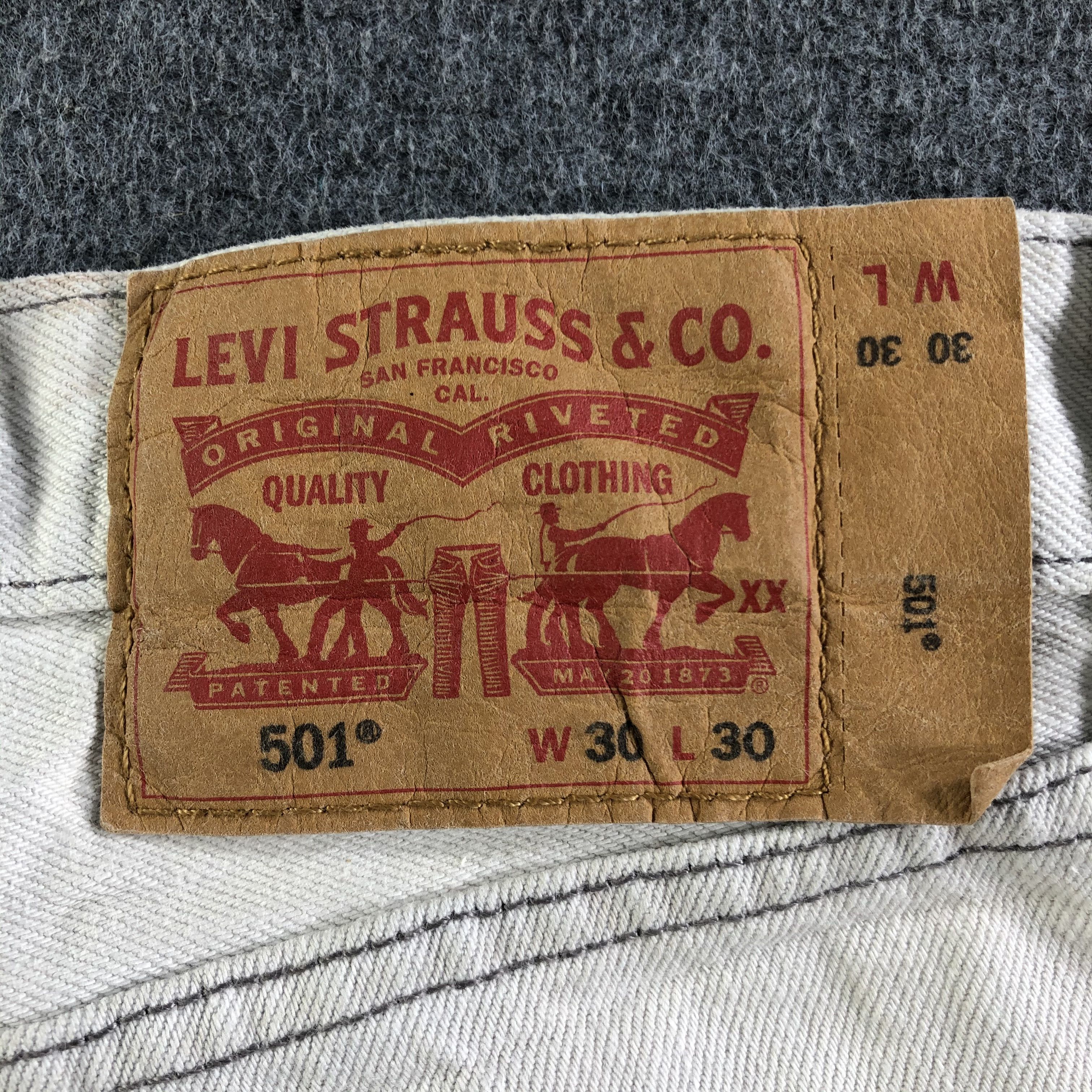 Levi's Vintage Light Wash Levis 501 Jeans-J4388 Size US 28 / EU 44 - 5 Thumbnail