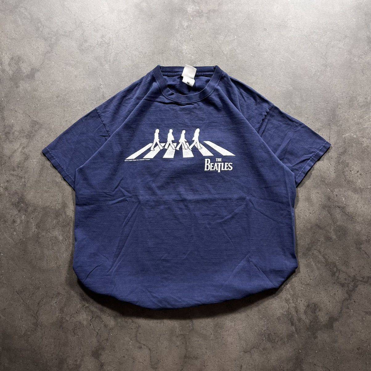 Apple Vintage 00s The Beatles abbey road apple rock metal band tee Size US XL / EU 56 / 4 - 1 Thumbnail