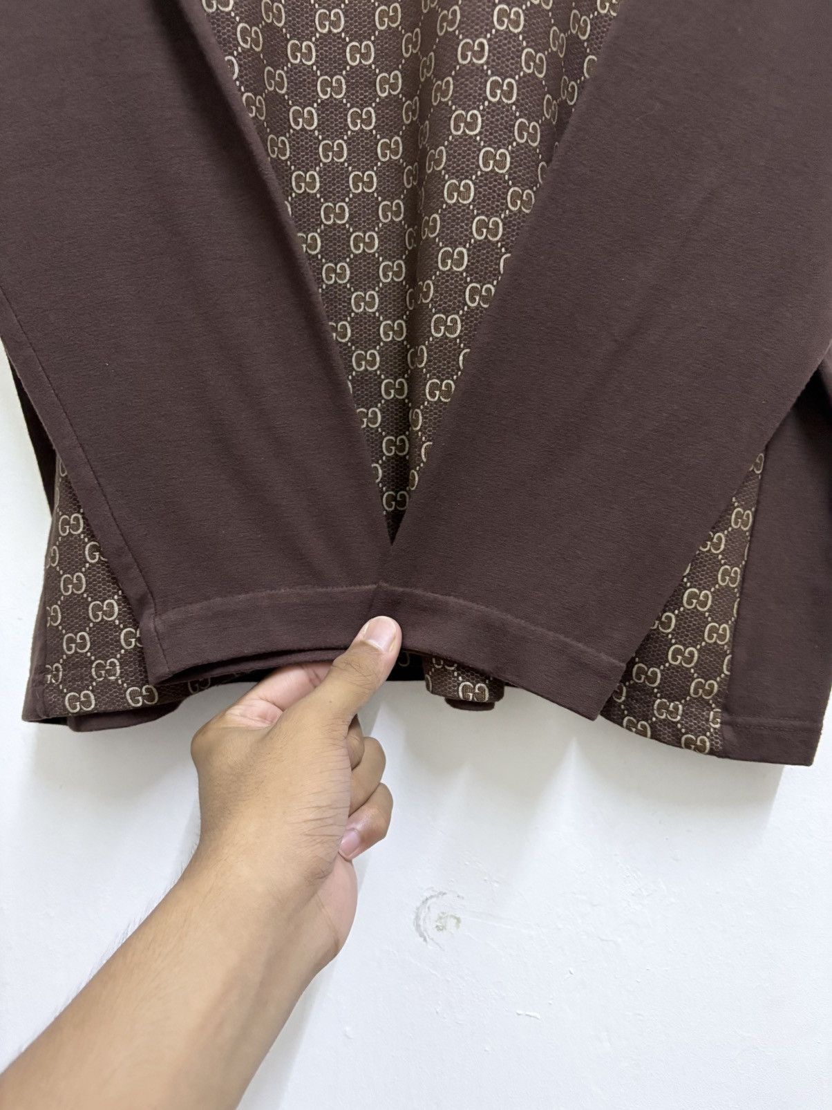 Gucci Vintage 90's Gucci - The GG Monogram Brown L/S T-Shirt Size US M / EU 48-50 / 2 - 5 Thumbnail