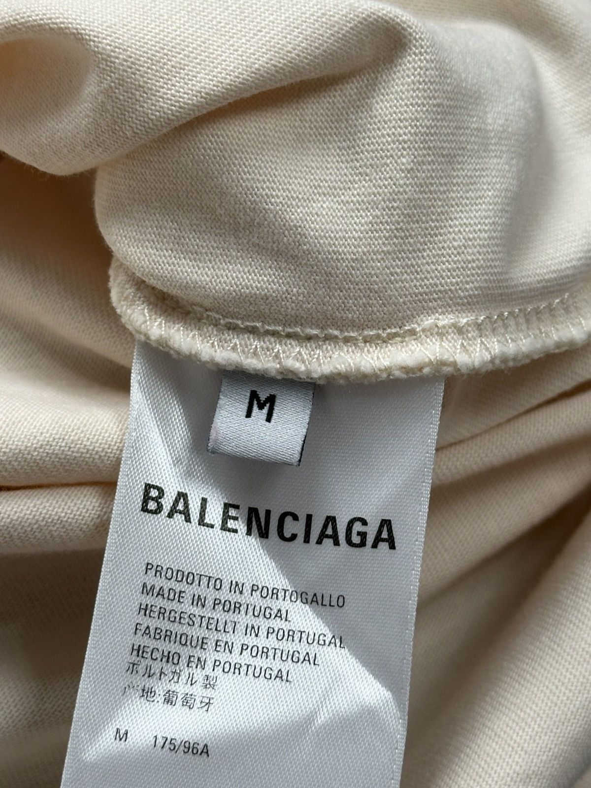 Balenciaga Balenciaga - UNIFIT SS21 Embroidered Chest Logo Chalky White Size US M / EU 48-50 / 2 - 10 Thumbnail