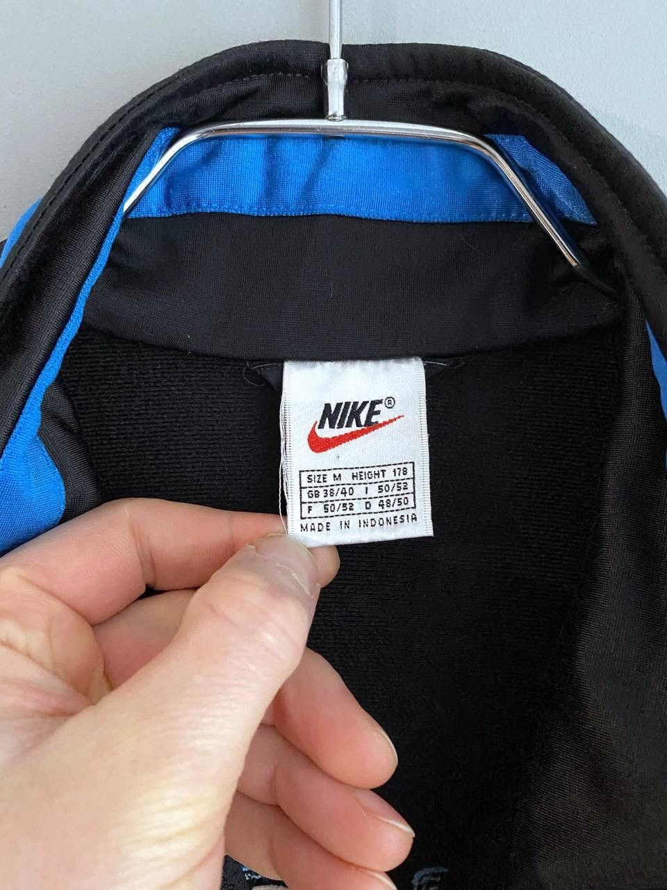 Nike × Vintage Nike 90s Vintage Y2K Men's Track Jacket, Size M Size US M / EU 48-50 / 2 - 15 Thumbnail