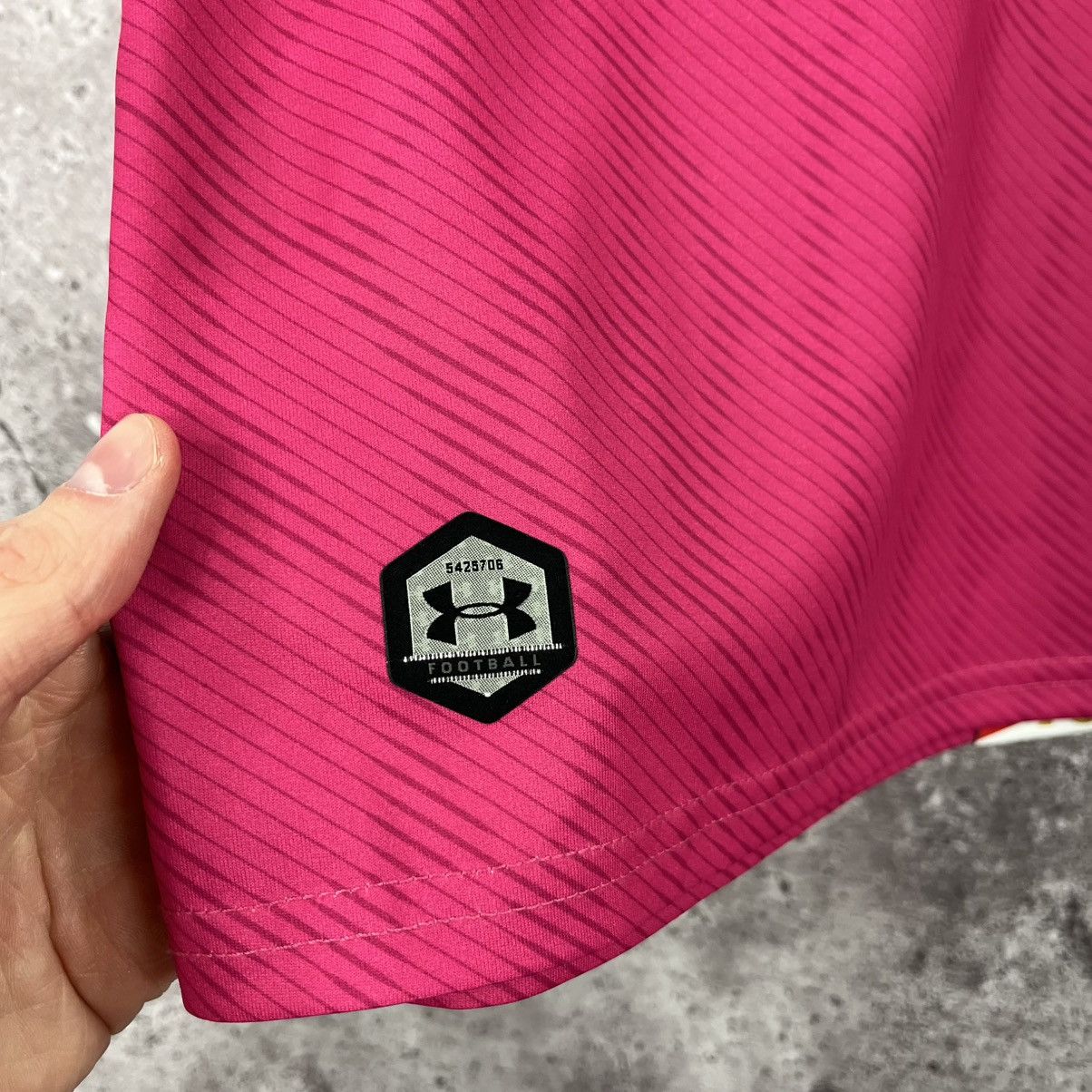 Under Armour Under Armour FC Southampton 2020/2021 Goalkeeper Jersey Sz L Size US L / EU 52-54 / 3 - 6 Thumbnail
