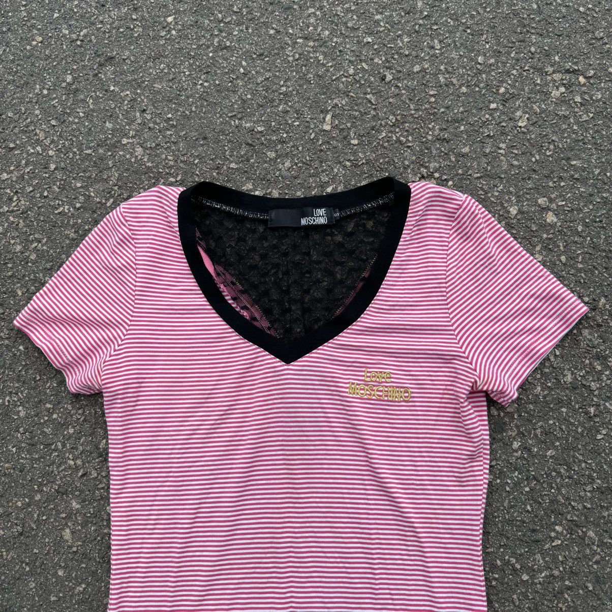 Moschino vintage moschino t shirt big logo streetwear luxury Size S / US 4 / IT 40 - 4 Thumbnail