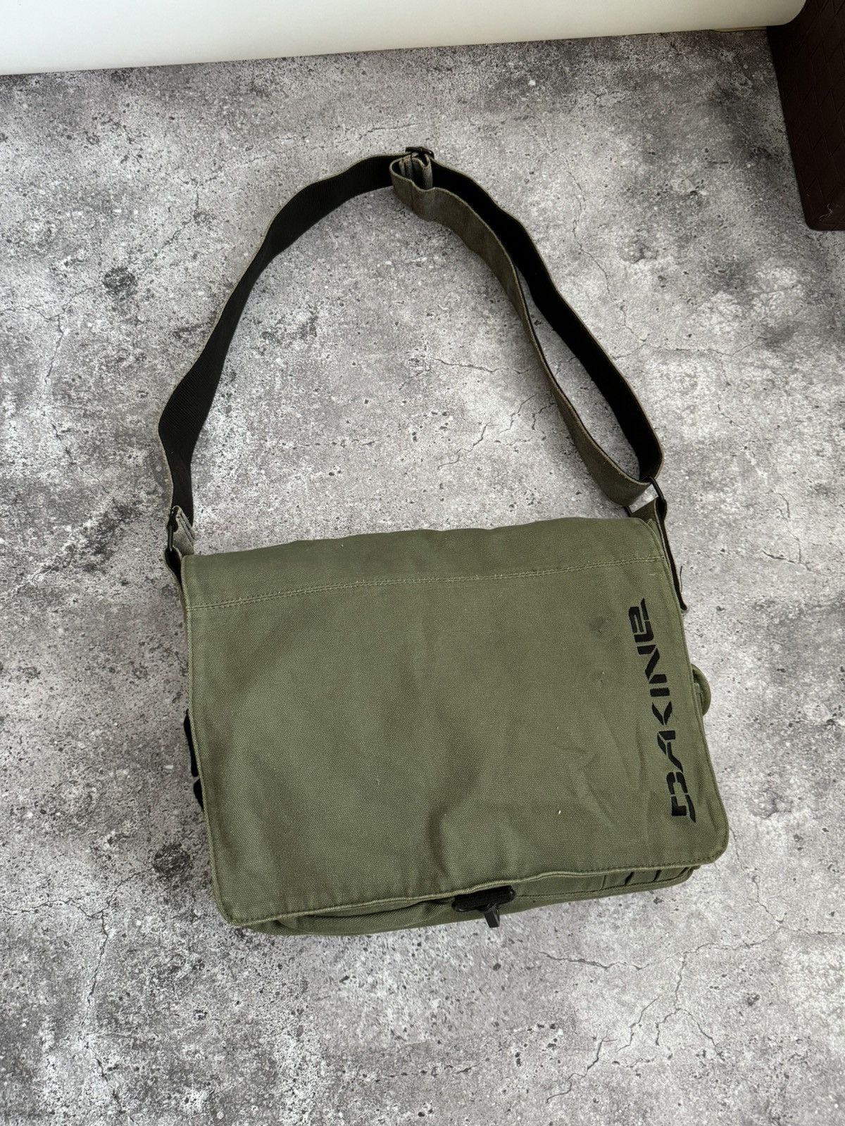 Diesel × Vintage Vintage diesel style military crossbody distressed bag Size ONE SIZE - 3 Thumbnail