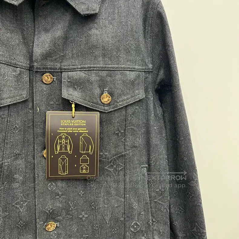 Louis Vuitton Louis Vuitton Full Logo Denim Jacket Size US M / EU 48-50 / 2 - 7 Thumbnail