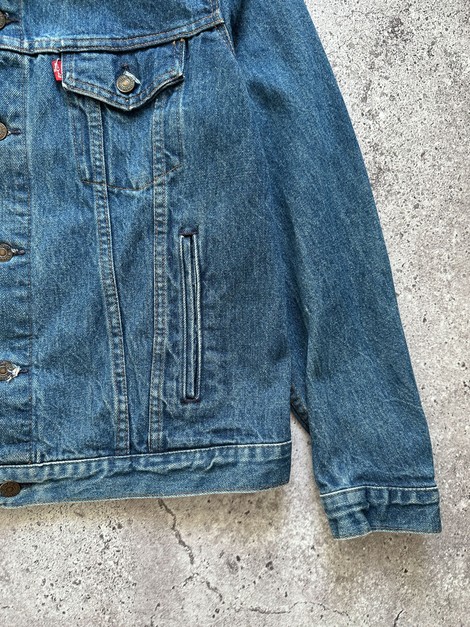 Levi's Vintage Levis 90s Trucker Denim Jacket Size US S / EU 44-46 / 1 - 5 Thumbnail