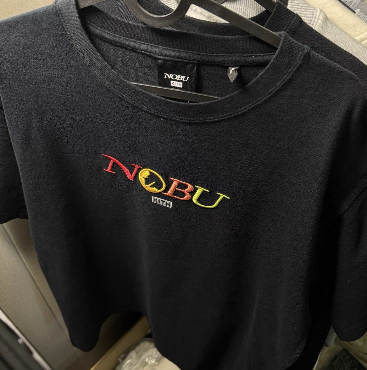 Kith KITH × Nobu Collaboration Box Logo Embroidered Short Size US L / EU 52-54 / 3 - 1 Thumbnail